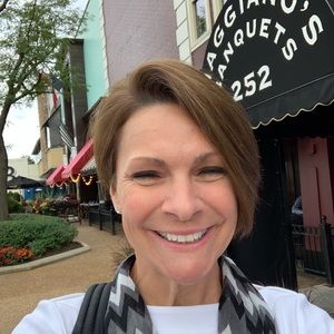 Meet your Posher, Dawn